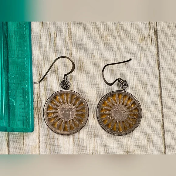 Vintage 90s Sun Glass Earrings  Gold Tone - Picture 2 of 6